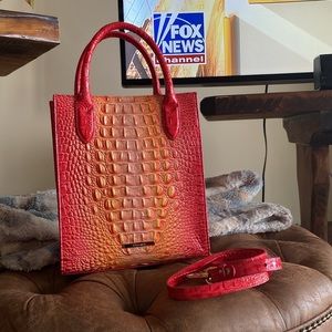 Adorable 😍 Brahmin bag